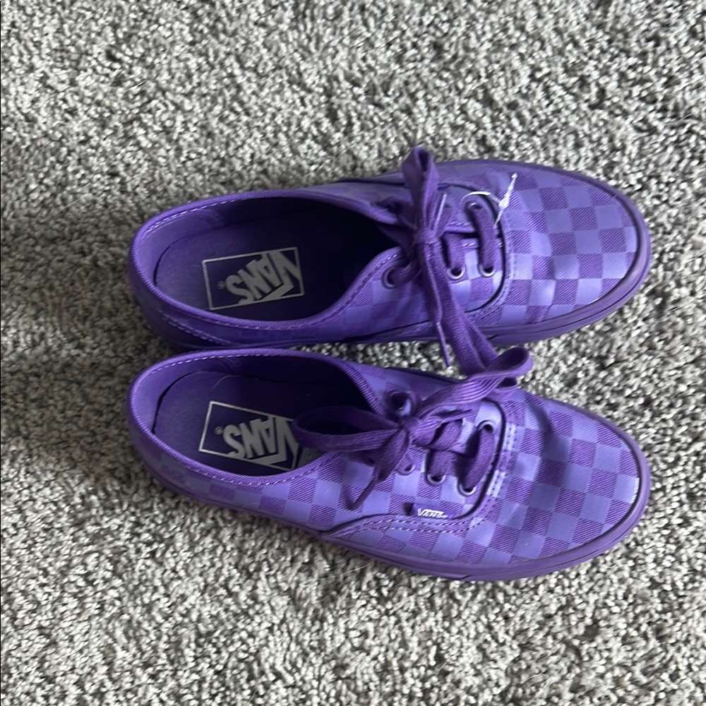 Vans Purple Low-Top Sneakers with Checkerboard Design